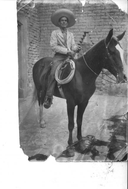 Don Jesus Rubio Flores Caporal de La Hacienda de La Luz ,Huanusco ,Zac.1915